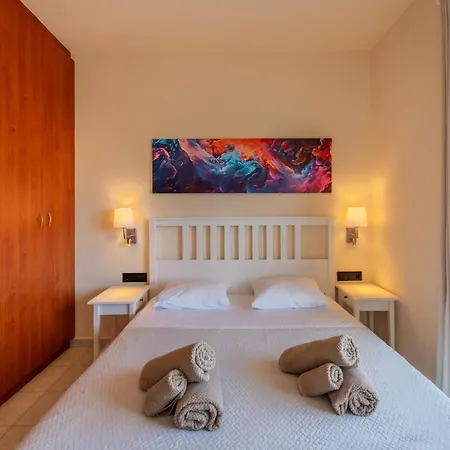 Irem's Sunrise Suite! Apartamento