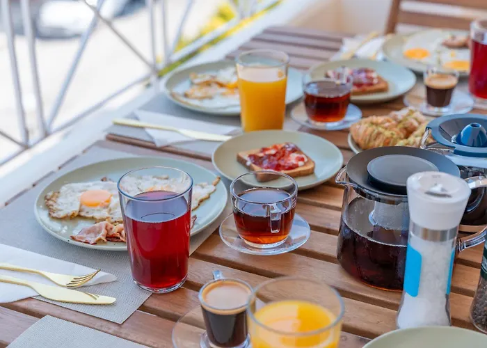 דירה Irem's Sunrise Suite! עיר רודוס