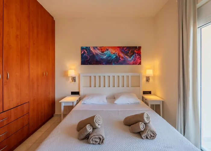 Irem's Sunrise Suite! דירה