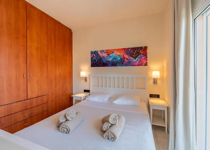 Irem's Sunrise Suite! شقة Rhodes City